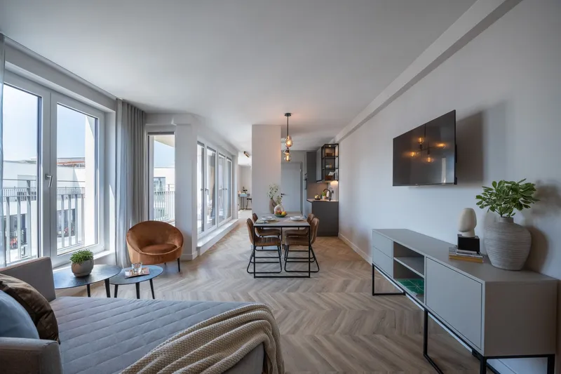 Große Penthouse-Wohnung mit eigener Dachterrasse und Vollausstattung | verfügbar ab sofort! — photo 1